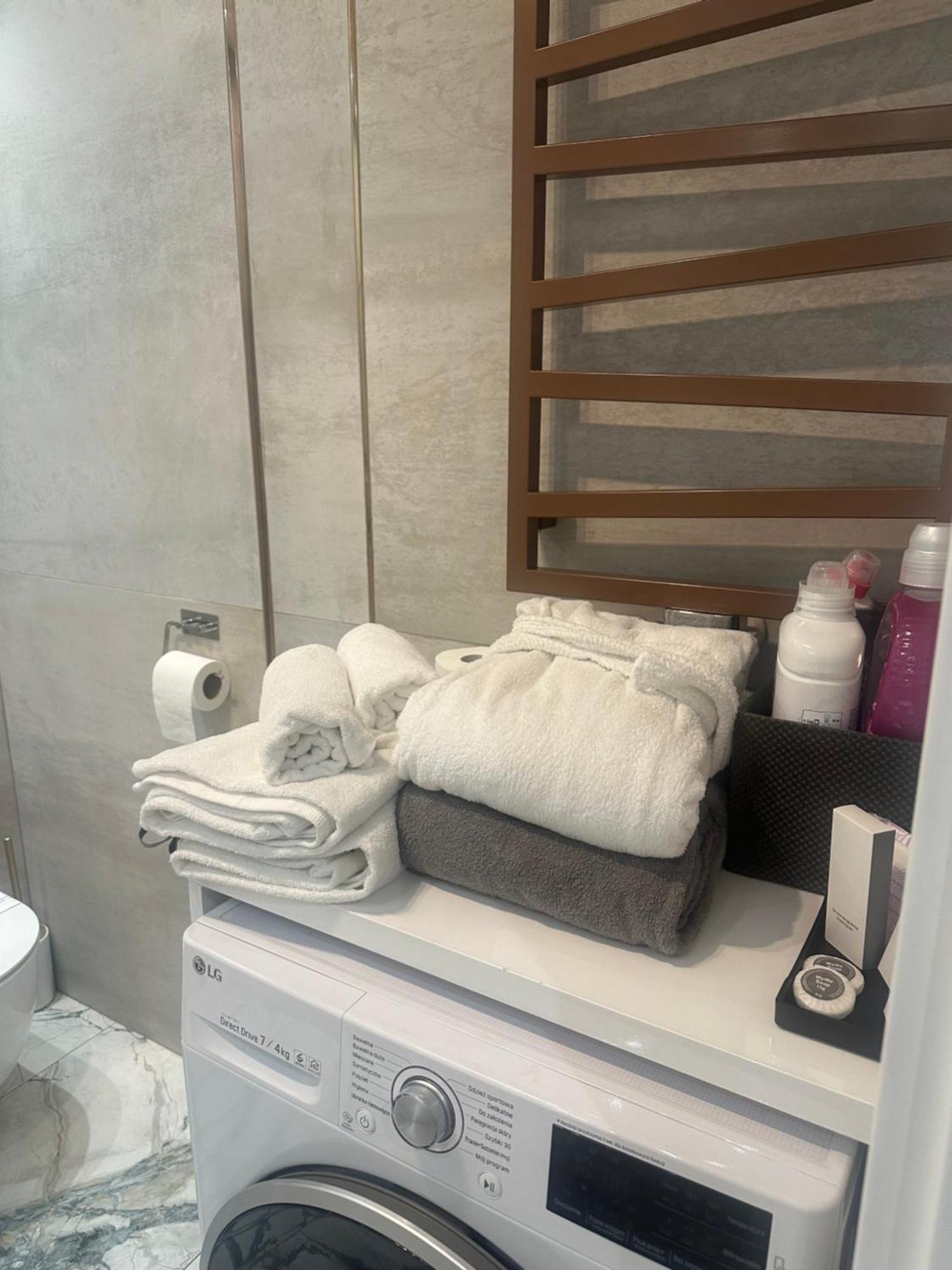Unia Art Apartament 61 - Basen, Spa Lublin Ngoại thất bức ảnh